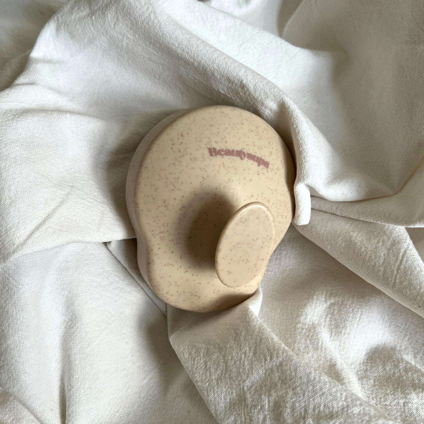 Scalp brush (beige) beautysups haargroei